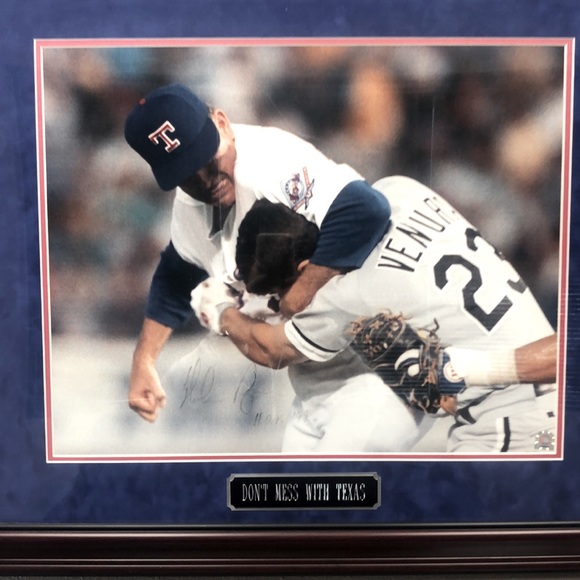 Nolan Ryan autograph picture Hall of Fame of 1999